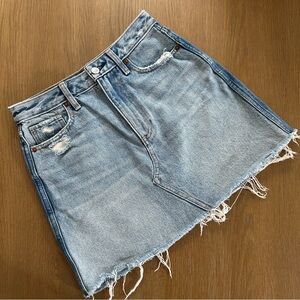 Abercrombie & Fitch Two Toned Light Blue Denim Mini Skirt - Casual Frayed Hem